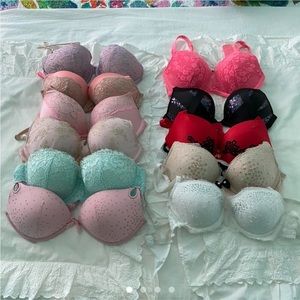 Victoria’s Secret bras